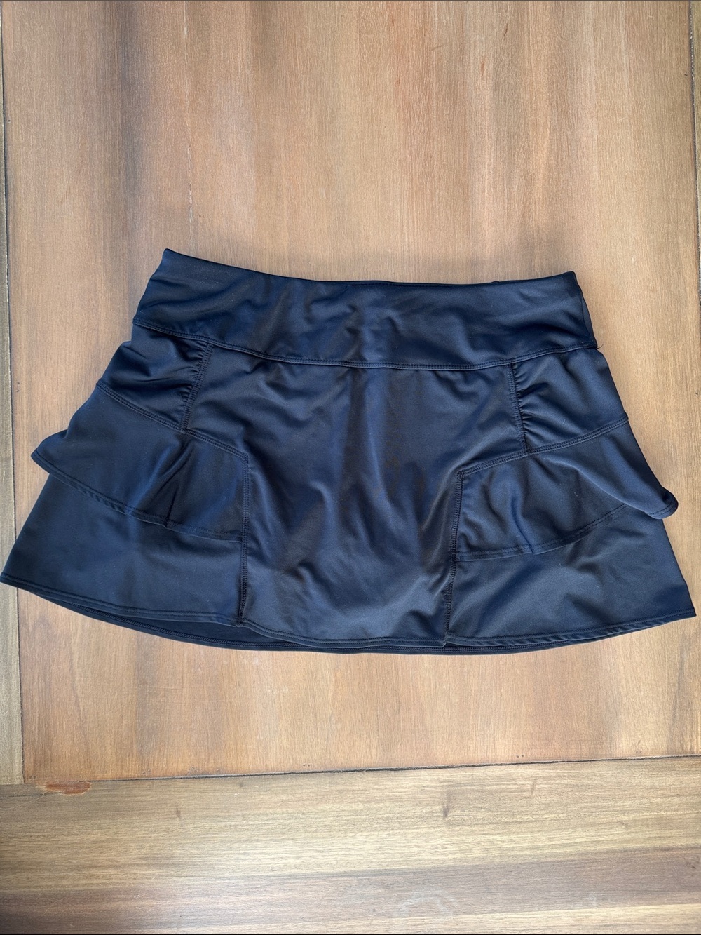Athleta Black Women's Skort with Side & Back Ruffles size Small